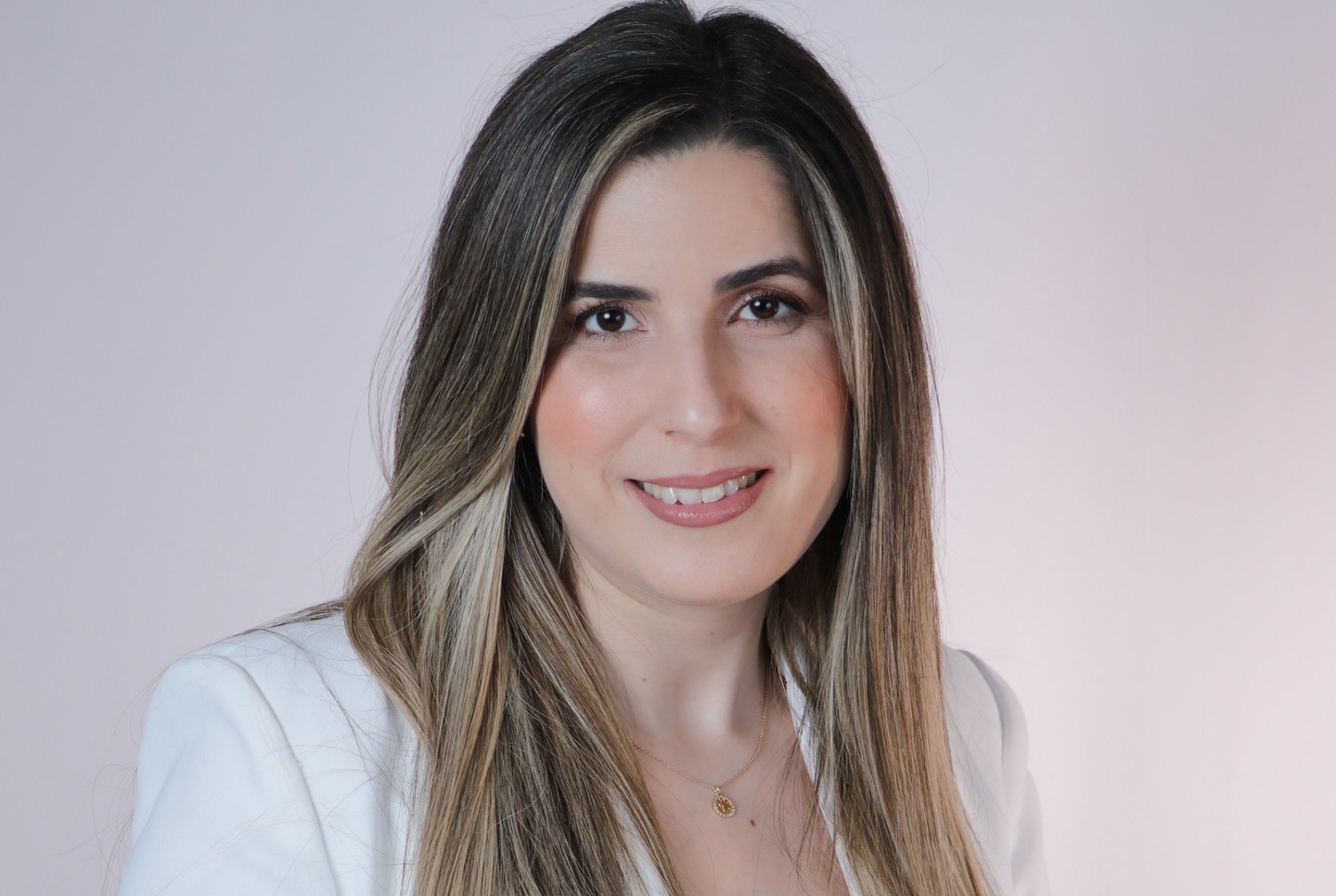 Patricia Mendes Makeup